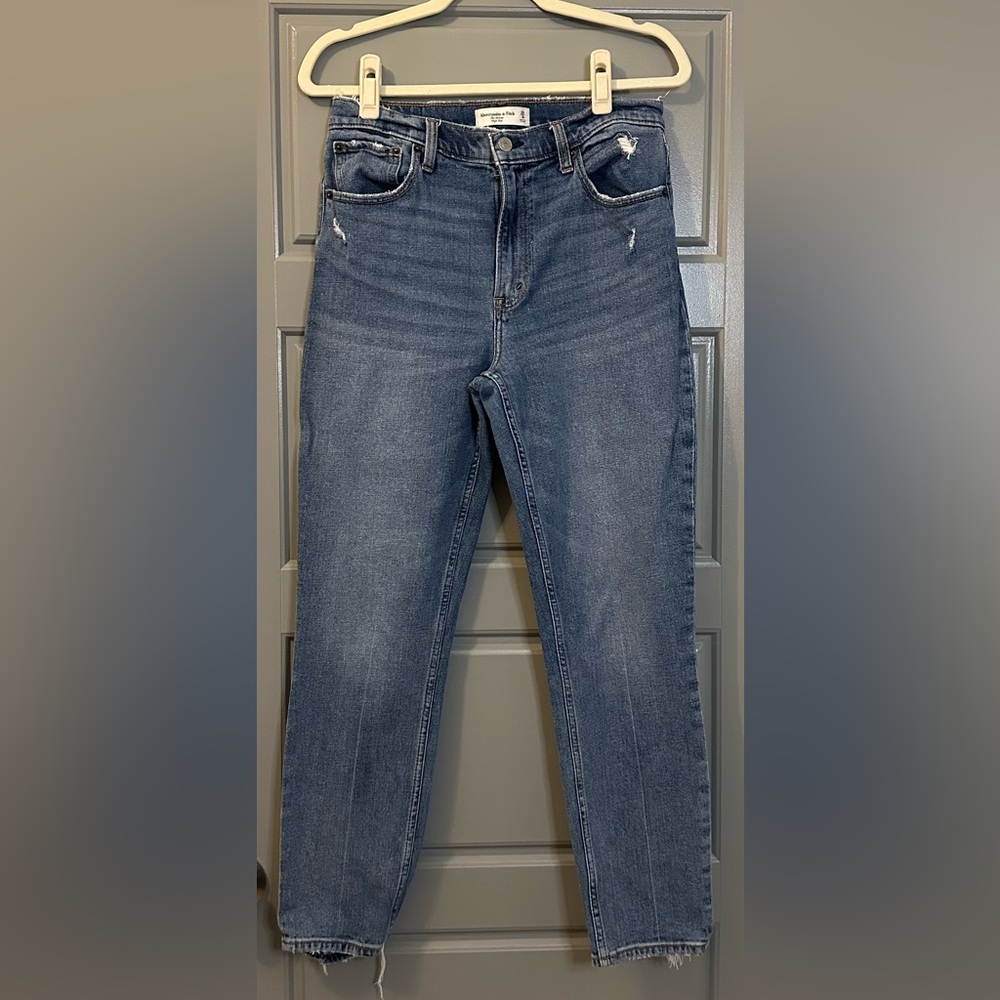 Abercrombie & Fitch Women's Skinny Jeans in Blue